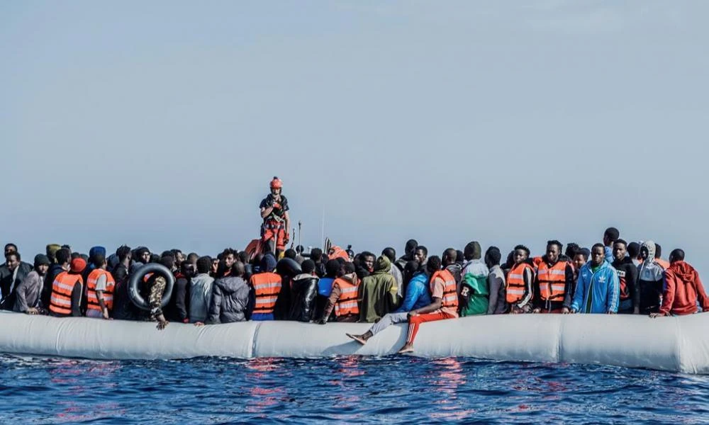 Που πάνε τα λεφτά των δουλέμπορων διακινητών; - Βίλες στη Ρόδο και καταστήματα στην Αθήνα